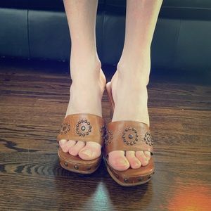 Bebe high heeled leather and wood mules